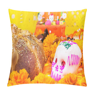 Personality  Dead Bread - Day Of The Dead  Pillow Covers