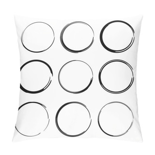 Personality  Set Of Black Round Grunge Frames. Oval Empty  Borders. Vector Illustration.  Pillow Covers