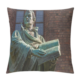 Personality  Statue Of Martin Luther In Downtown Berlin Pillow Covers
