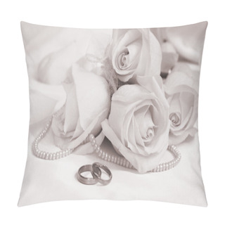 Personality  Wedding Rings And Roses Pillow Covers