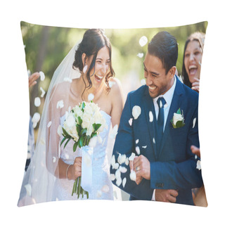 Personality  Guests Throwing Confetti Over Bride And Groom As They Walk Past After Their Wedding Ceremony. Joyful Young Couple Celebrating Their Wedding Day. Pillow Covers