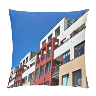 Personality   Modern Apartment Building Exterior Pillow Covers