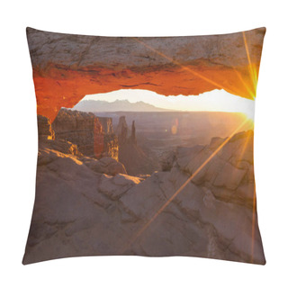 Personality  Mesa Arch, Canyonlands National Park  Pillow Covers