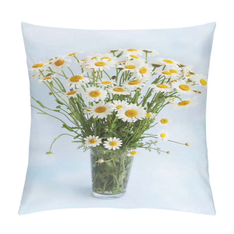 Personality  White daisies on a blue background pillow covers