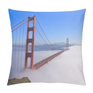 Personality  San Francisco Golden Gate Bridge In Fog Pillow Covers
