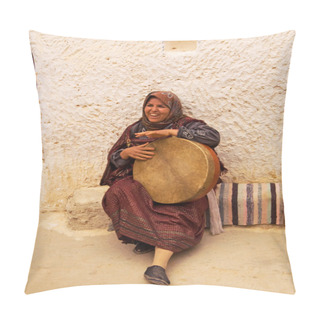 Personality  Tunisian Woman Plays The Drum Pillow Covers