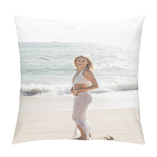Personality  A Young Blonde Woman Standing On Miami Beach, Gazing Out At The Ocean With A Sense Of Serenity And Wonder. Pillow Covers
