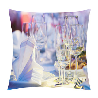 Personality  Close-up Catering Table Set Pillow Covers