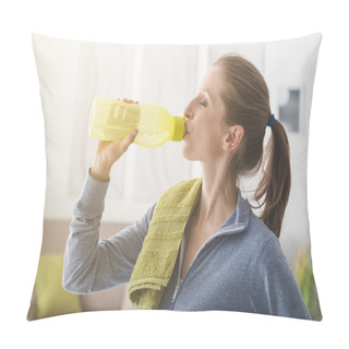 Personality  Sporty Woman Drinking Water Pillow Covers