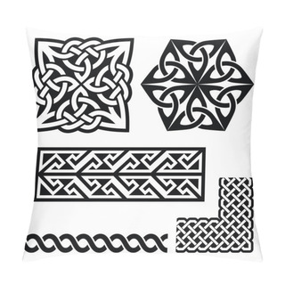 Personality  Celtic Irish And Scottish Patterns - Knots, Braids, Key Patterns Pillow Covers