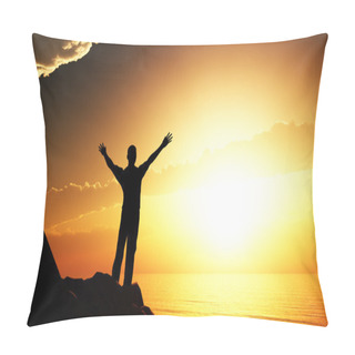 Personality  Men Greeting Sun Pillow Covers
