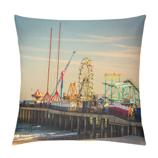 Personality  The Steel Pier At Atlantic City, New Jersey.  Pillow Covers
