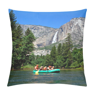 Personality  Yosemite National Park, USA Pillow Covers