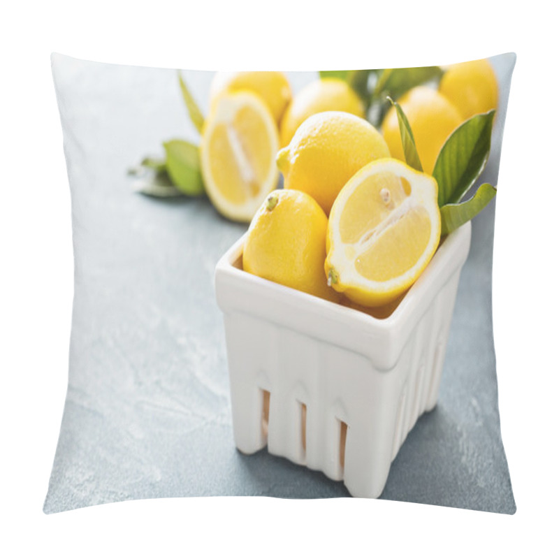 Personality  Fresh bright colorful lemons pillow covers