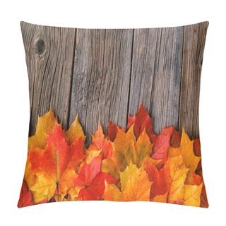 Personality  Autumn Maple Leaves On Rustic Table Pillow Covers