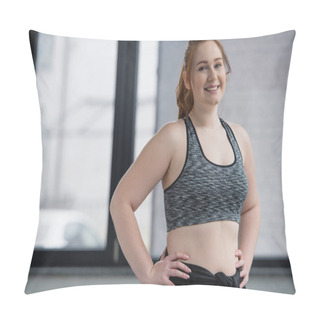 Personality  Curvy Girl Wearing Sports Top In Gym Pillow Covers