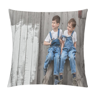 Personality  Boys With Brushes And Paint At An Old Wall Pillow Covers