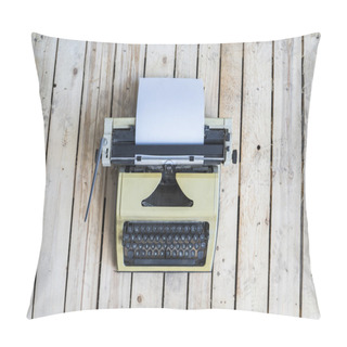 Personality  Retro Typewriter On A Vintage Wooden Background Pillow Covers