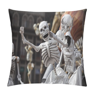 Personality  Skeletons Is Obligatory Attribute Of Traditional Day Of The Dead Pillow Covers