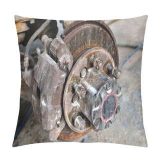 Personality  Old And Dirty Rusty Disk Break Pillow Covers
