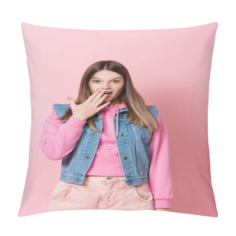 Personality  Excited Teenage Girl Looking At Camera On Pink Background Pillow Covers