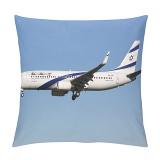 Personality  EL AL Israel Airlines Boeing 737-800 Airplane Pillow Covers