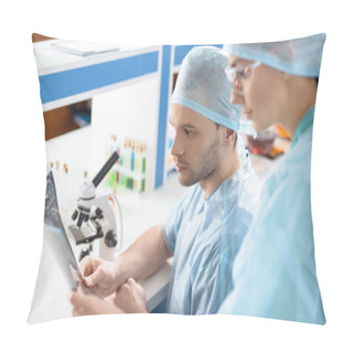 Personality  Surgeons Analyzing X-ray Image Pillow Covers