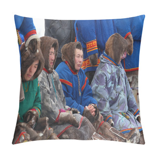 Personality  Men Nenets In National Clothes Pillow Covers