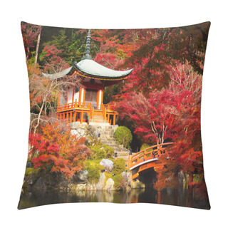 Personality  Daigoji Temple Pillow Covers