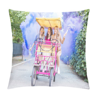 Personality  3 Girls (young Women) Riding On A Rickshaw And Having Fun Together - Crazy Party, Friendship And Ecology Concept Pillow Covers