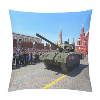 Personality  MOSCOW, RUSSIA - MAY 07, 2015: Rehearsal Of Parade In Honor Of V Pillow Covers