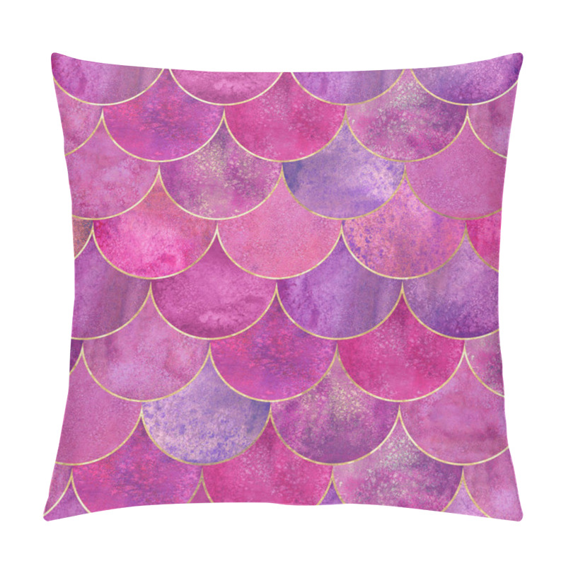 Personality  Mermaid Fish Scale Wave Japanese Luxury Colorful Seamless Pattern. Watercolor Hand Drawn Pink Purple Background With Gold Line. Watercolour Scales Shaped Texture. Print For Textile, Wallpaper Wrapping Pillow Covers