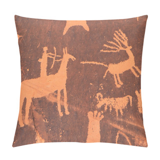 Personality  Indian Petroglyphs, Newspaper Rock State Historic Monument, Utah Pillow Covers