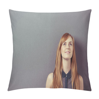 Personality  Young Woman Looking Up With A Positive Attitude Pillow Covers