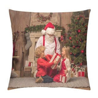 Personality  Santa Claus And Children With Christmas Gifts Pillow Covers