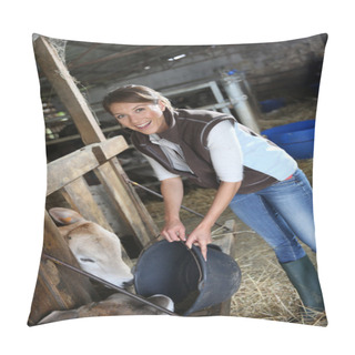 Personality  Woman Breeder In Barn Pillow Covers