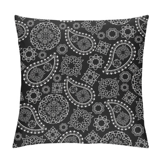 Personality  Seamless Geometric Pattern With Paisley. Pillow Covers