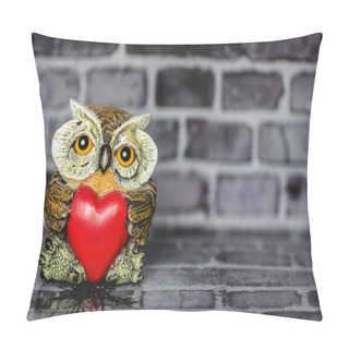 Personality  Owl In Love Pillow Covers
