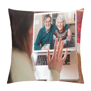 Personality  Senior Couple Video Conference Pillow Covers