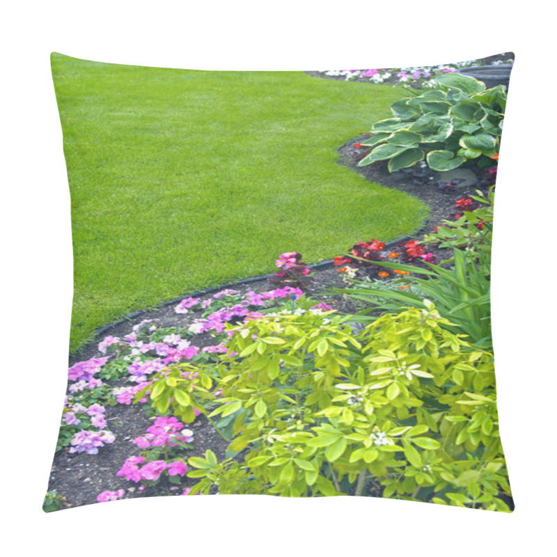 Personality  Landscaped Yard And Garden Pillow Covers