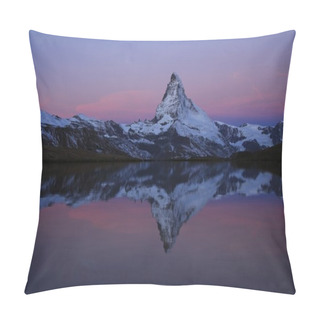 Personality  Pink Morning Sky Over The Matterhorn Pillow Covers