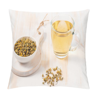 Personality  Cup Of Chamomile Tea With Dry Chamomile Flowers   Pillow Covers