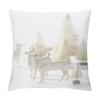 Personality  Vintage Reindeer Ornaments For Christmas Decorating Pillow Covers
