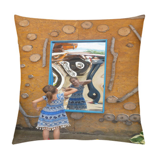 Personality  Little Sweetheart Makes A Face In Front Of A Crooked Mirror In The Park Pillow Covers