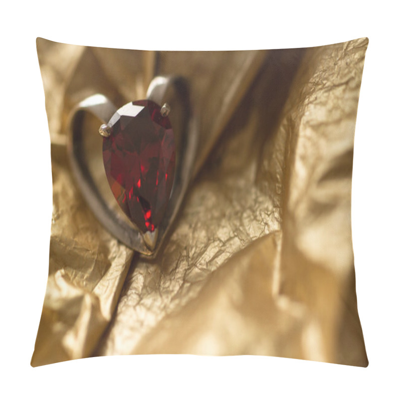 Personality  Pendant  gold paper pillow covers