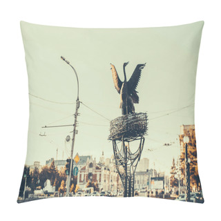 Personality  Flittering Metallic Egret Statue Pillow Covers