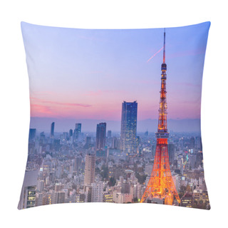 Personality  Tokyo Tower In The Evening Pillow Covers