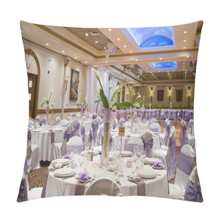 Personality  Indoor Wedding Reception Hall With Round Tables And Floral Cent Pillow Covers