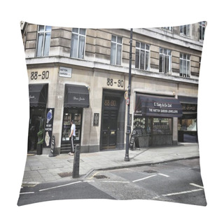 Personality  London Heist Location Pillow Covers