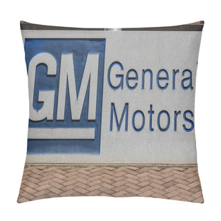 Personality  Marion - Circa April 2017: General Motors Logo And Signage At The Metal Fabricating Division. GM Opened This Plant In 1956 II Pillow Covers